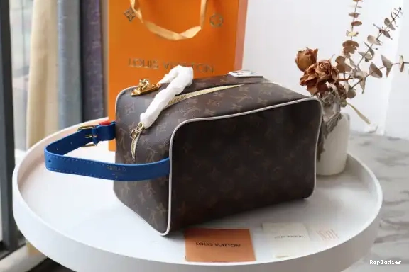 Rep ladies LVXNBA TOILETRY VUITTON BAG LOUIS 0527